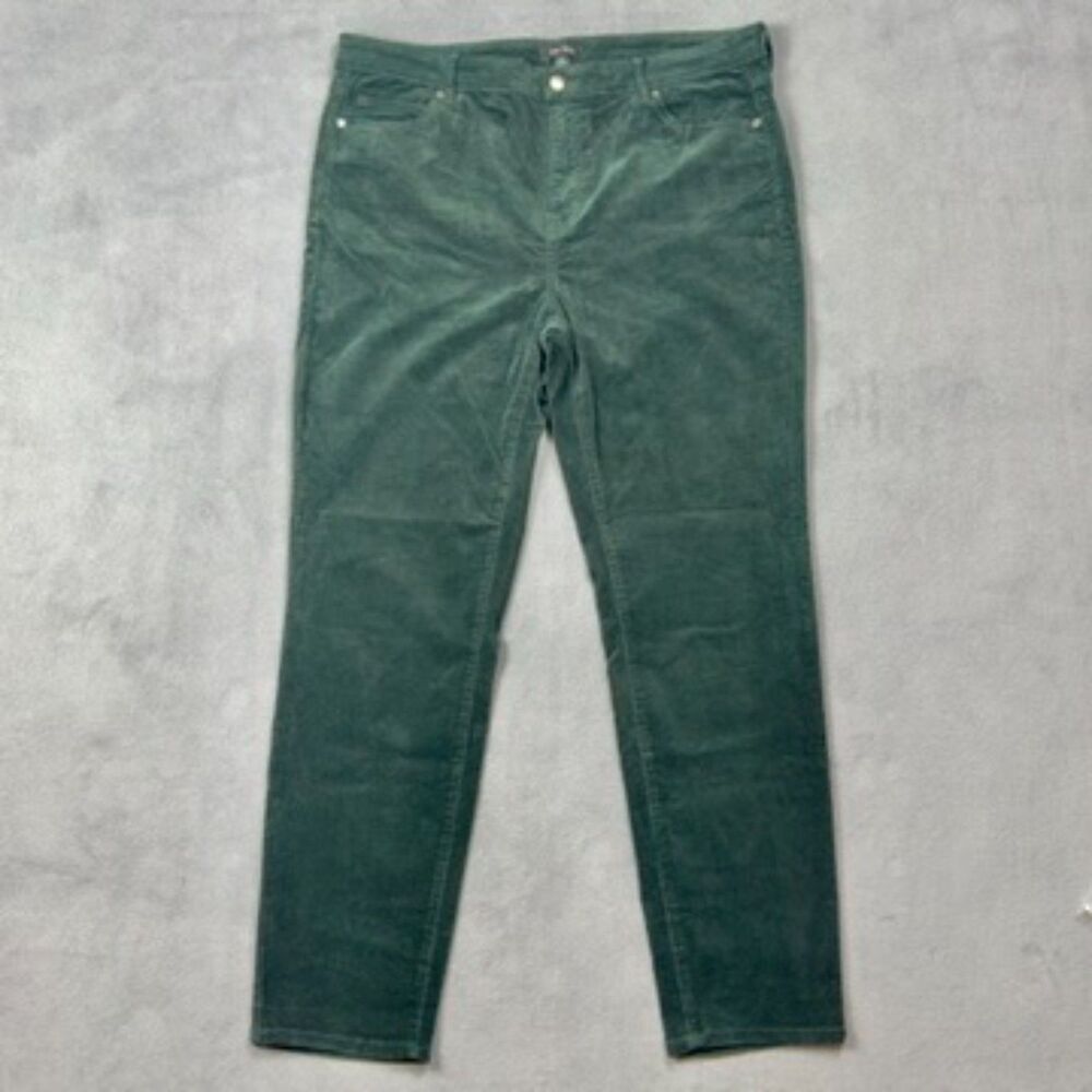 Well Worn Hunter Green Corduroy 14